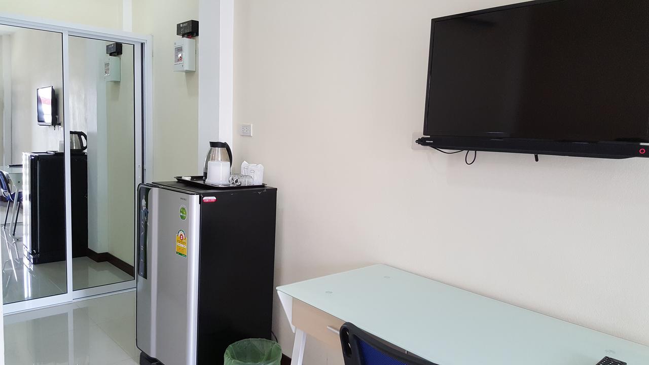 Charoensuk Grand Hotel Kabin Buri Esterno foto
