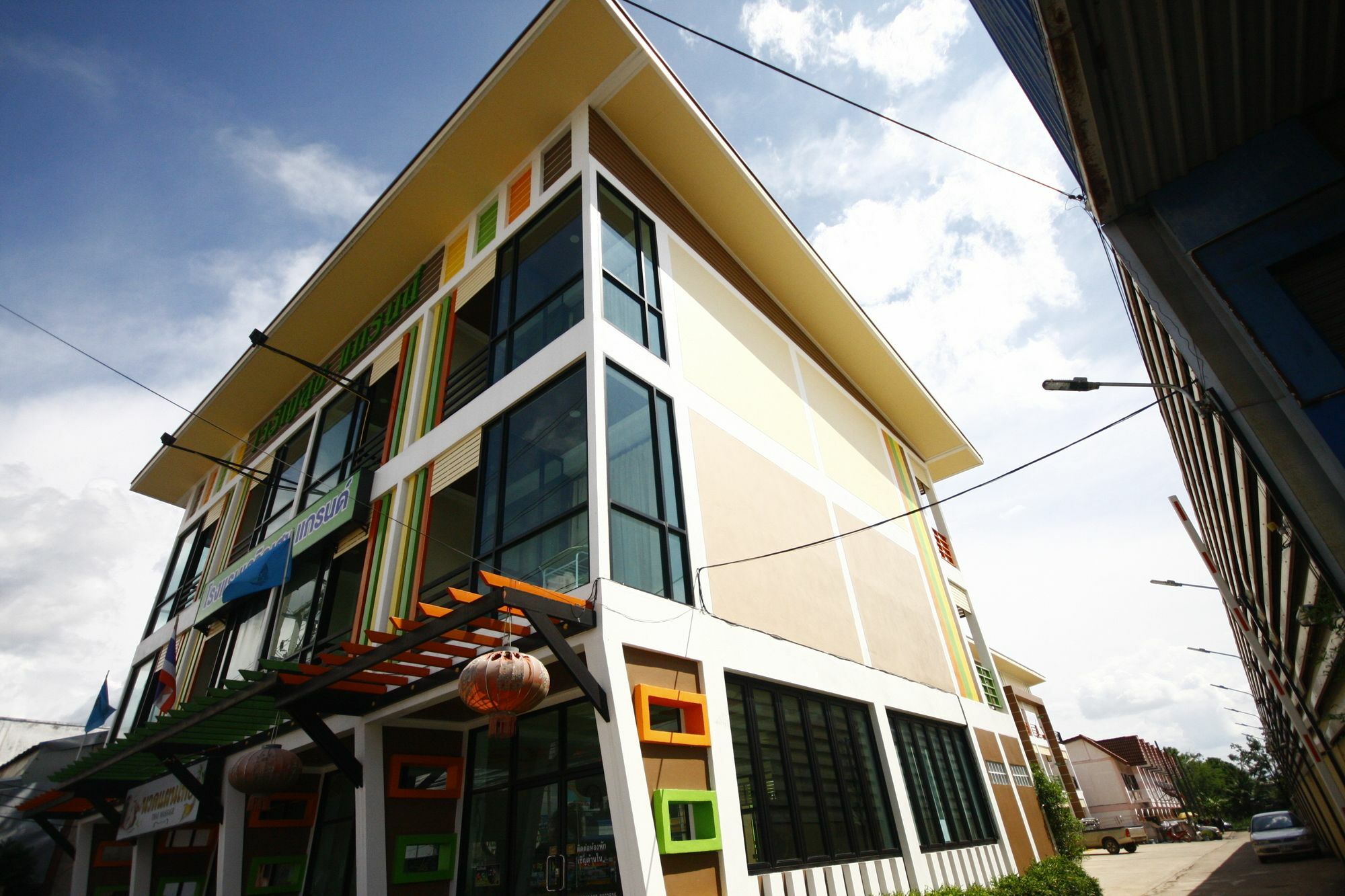 Charoensuk Grand Hotel Kabin Buri Esterno foto